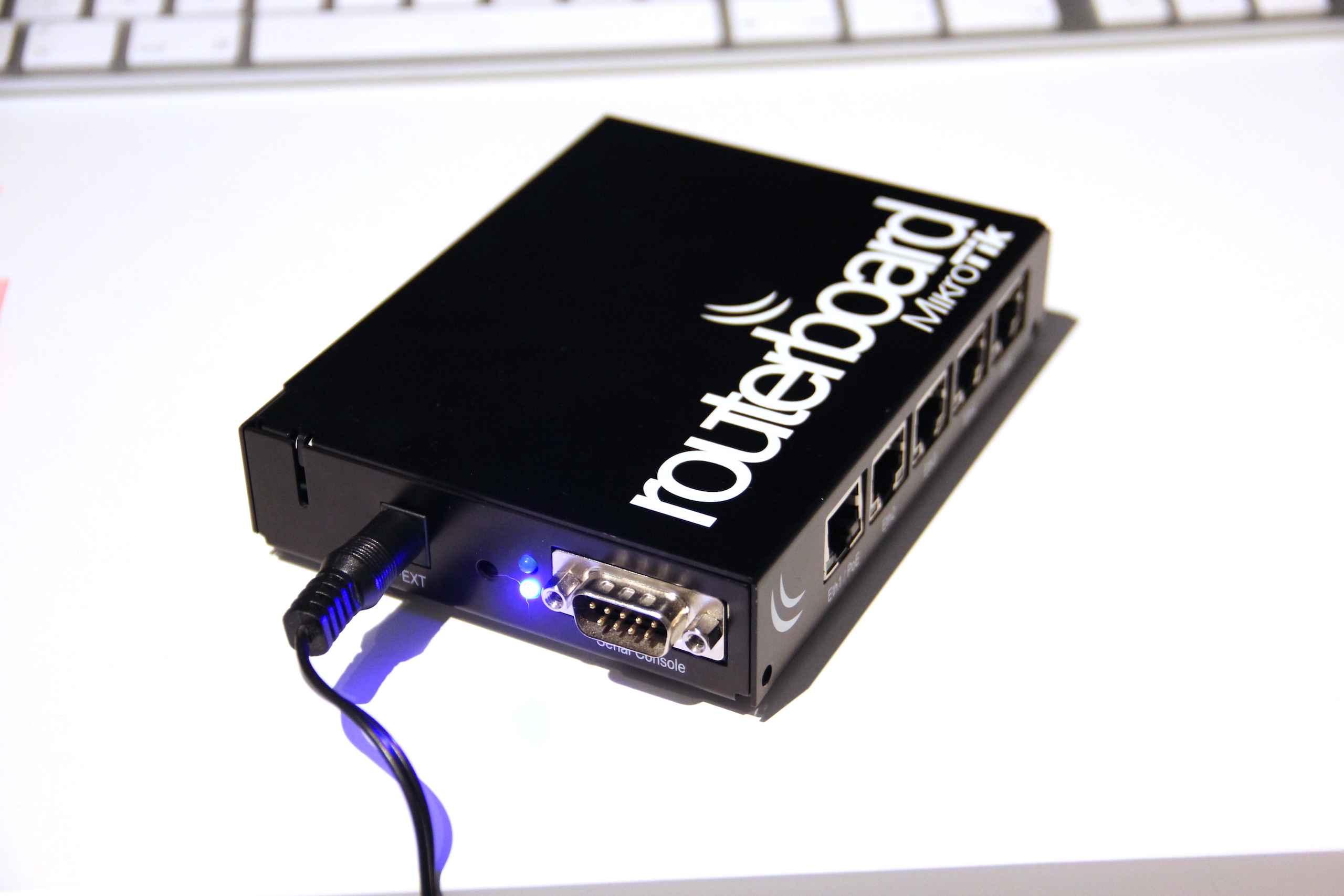 RouterBoard 450G in its case with power turned on