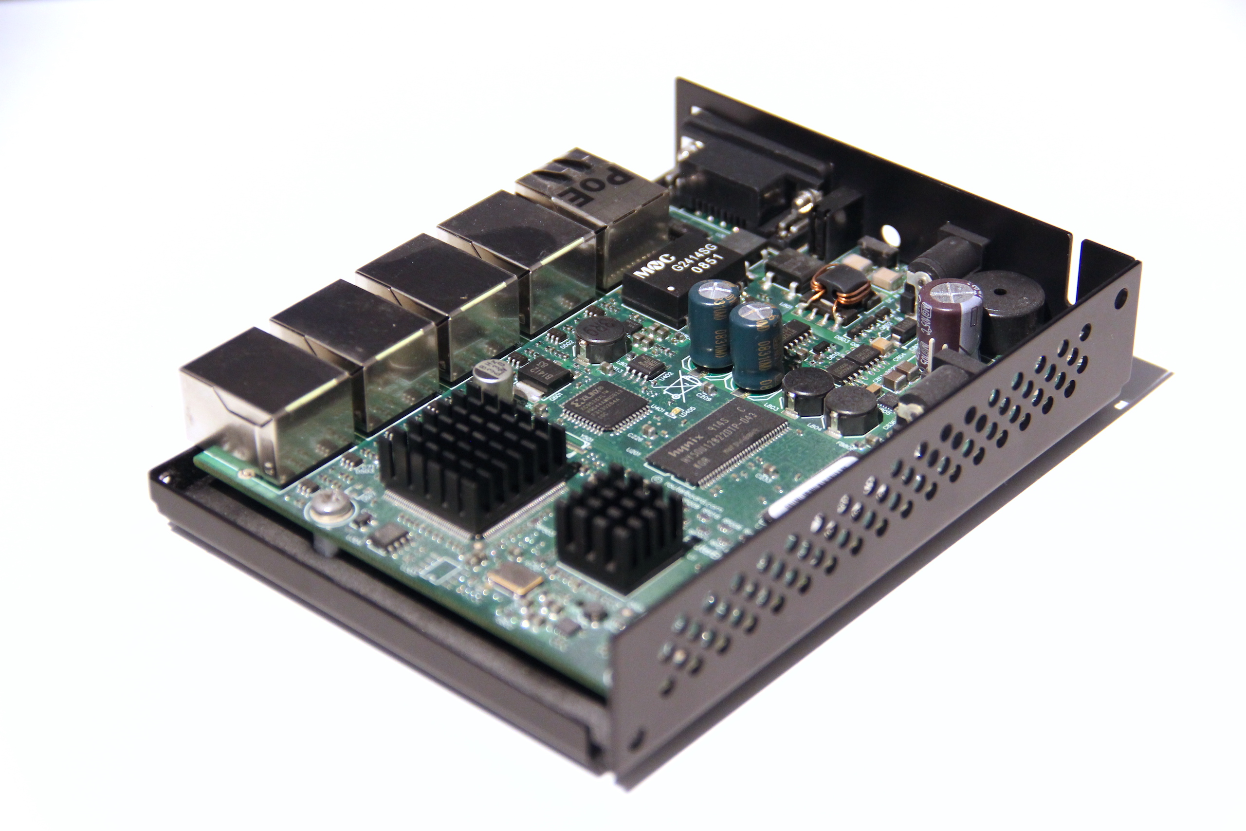 RouterBoard 450G in opened case
